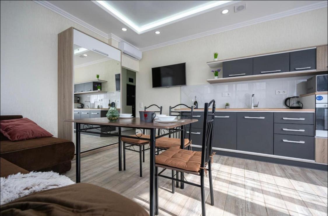 Шикарный Вид Odesa Exterior foto